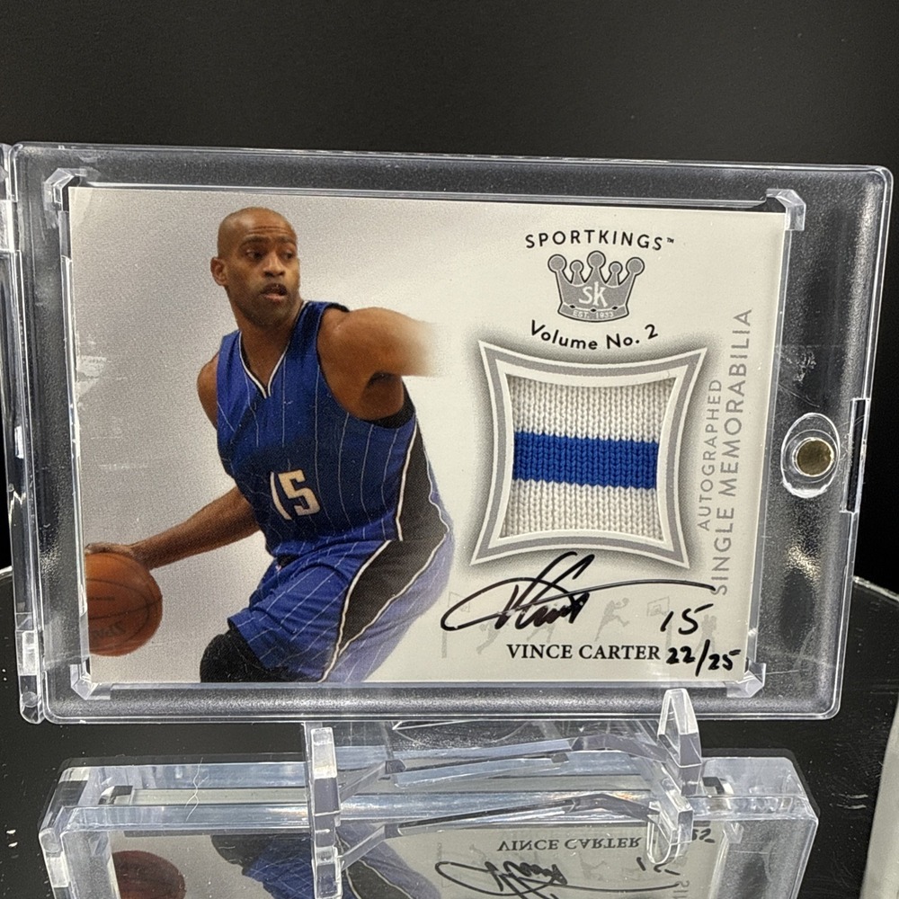 2021‎ Sportkings Volume 2 Auto Memorabilia SILVER #AMVC2 Vince Carter